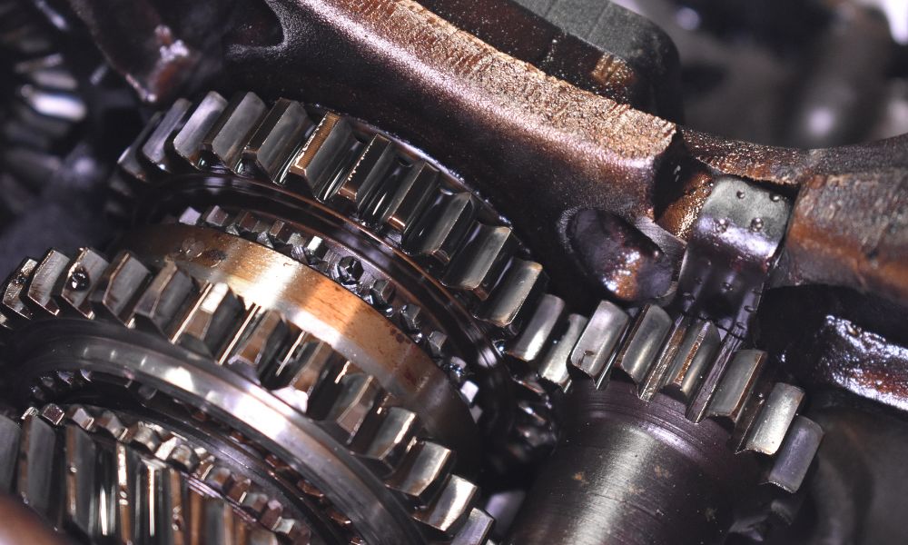 Reasons You Shouldn’t Ignore a Transmission Fluid Leak
